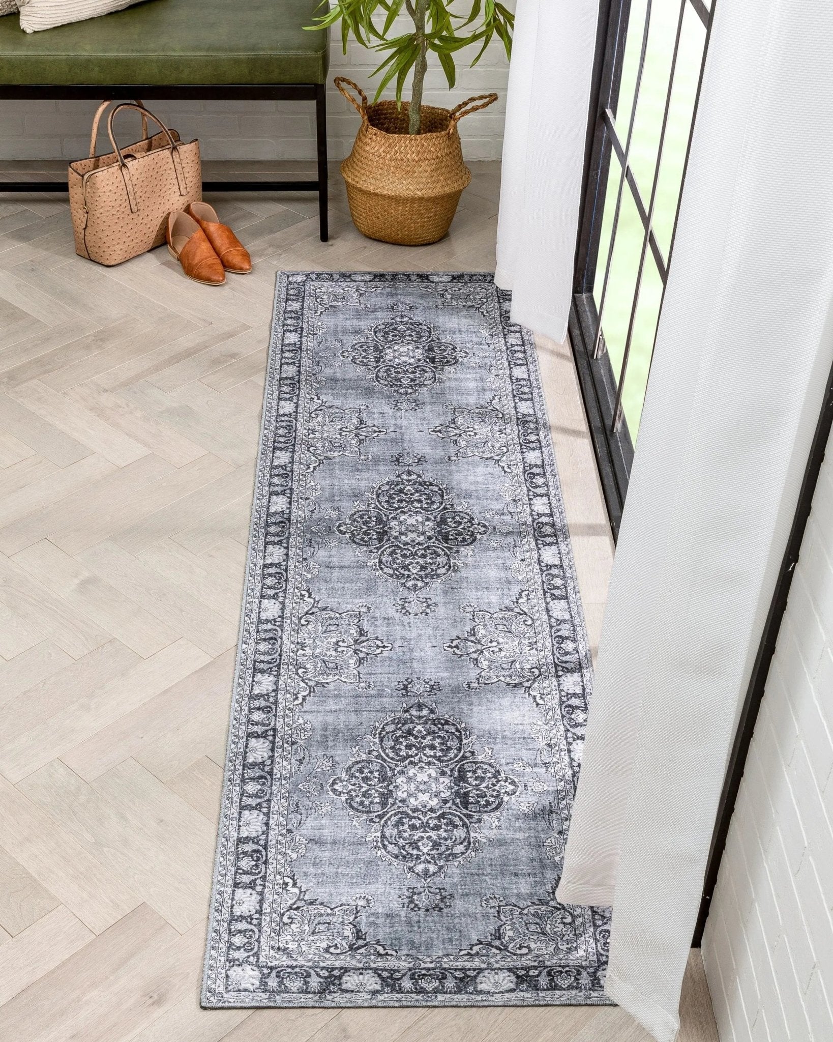 Tarifa Vintage Bohemian Medallion Grey Machine Washable Rug Well Woven