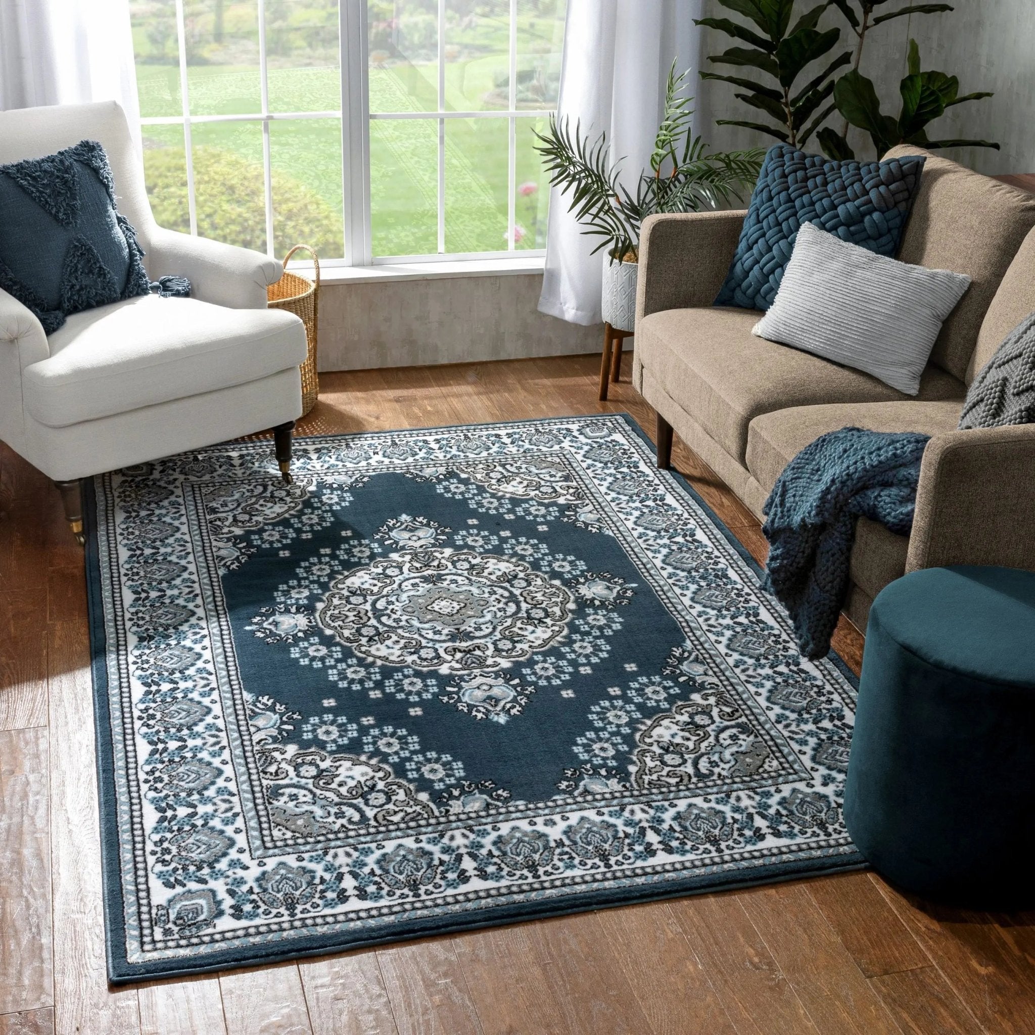 Malika Traditional Medallion Persian Floral Dark Blue 5'3" x 7'3" Rug Well Woven