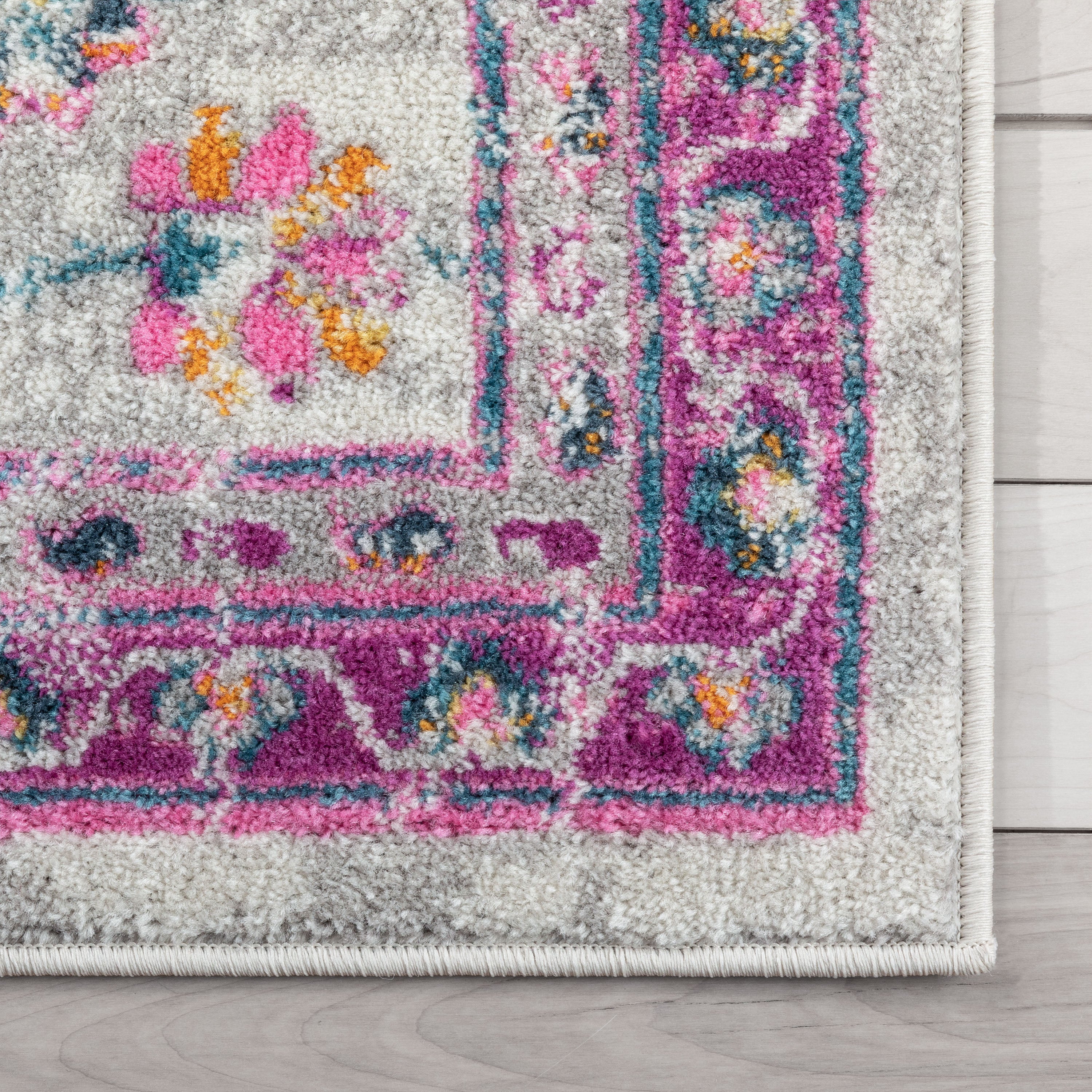 Arlette Bohemian Oriental Perisan Fuchsia Rug