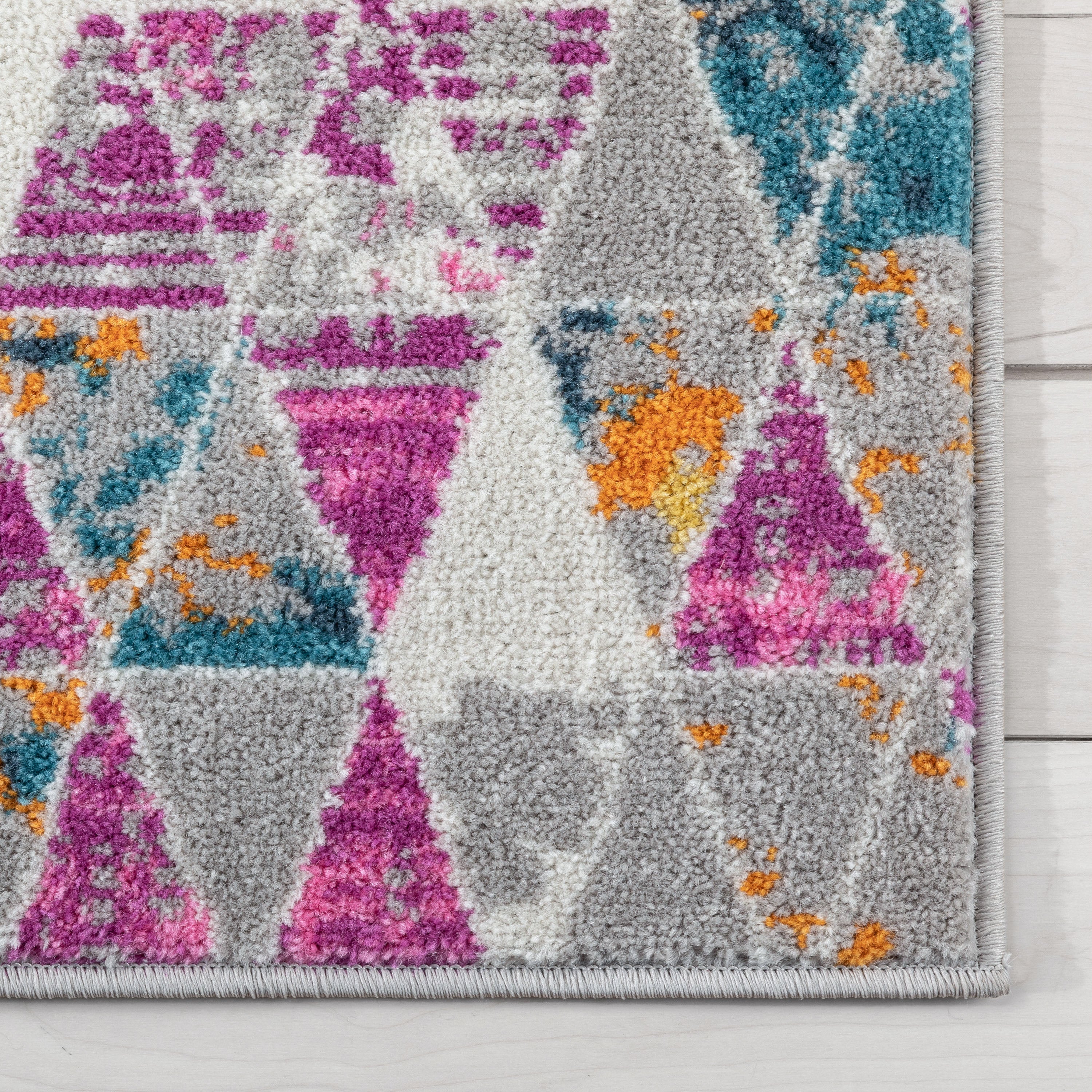 Keyla Modern Geometric Fuchsia Rug