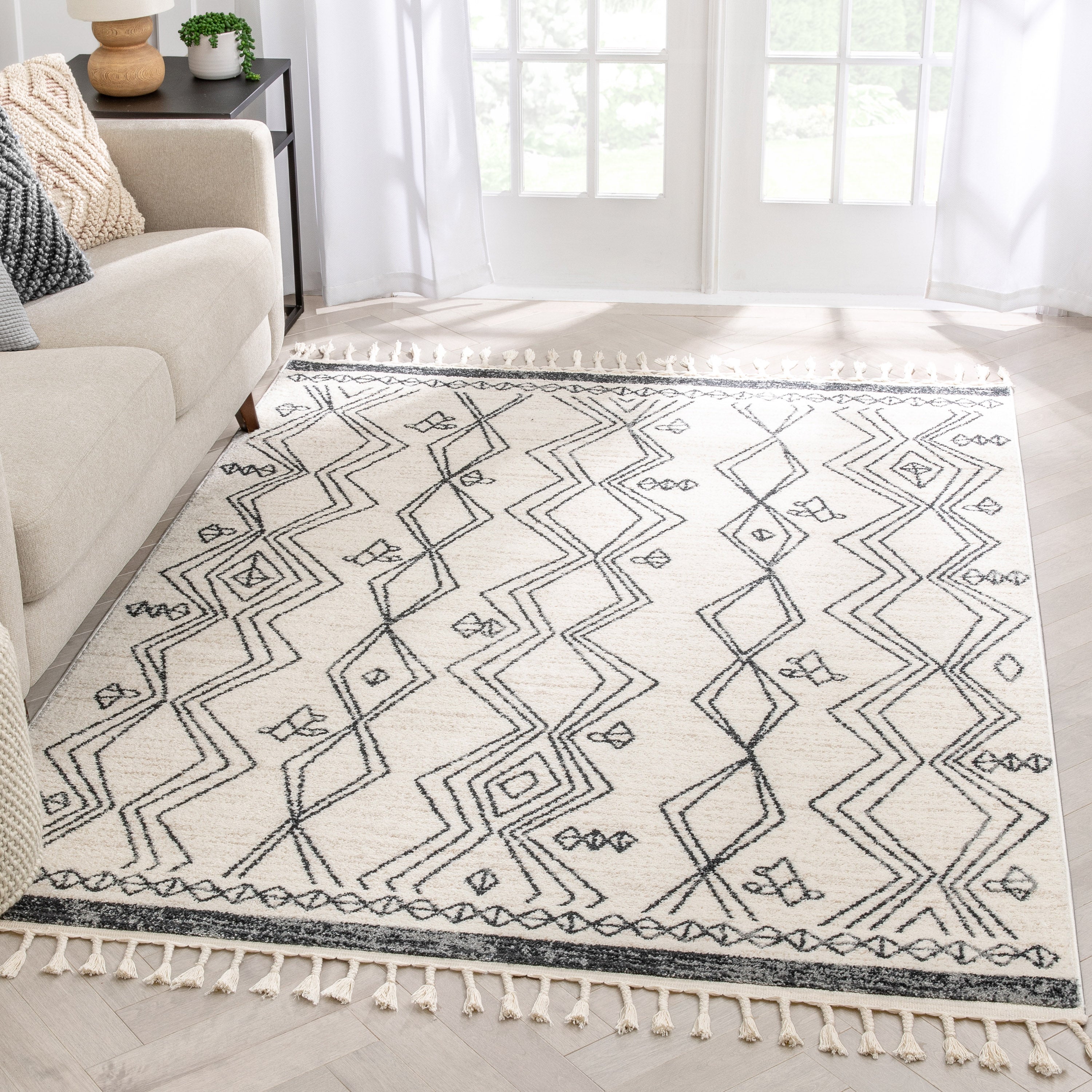 Darcy Modern Farmhouse Tribal Pattern Ivory Rug