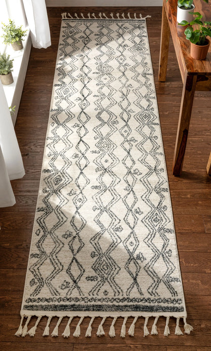 Darcy Modern Farmhouse Tribal Pattern Ivory Rug