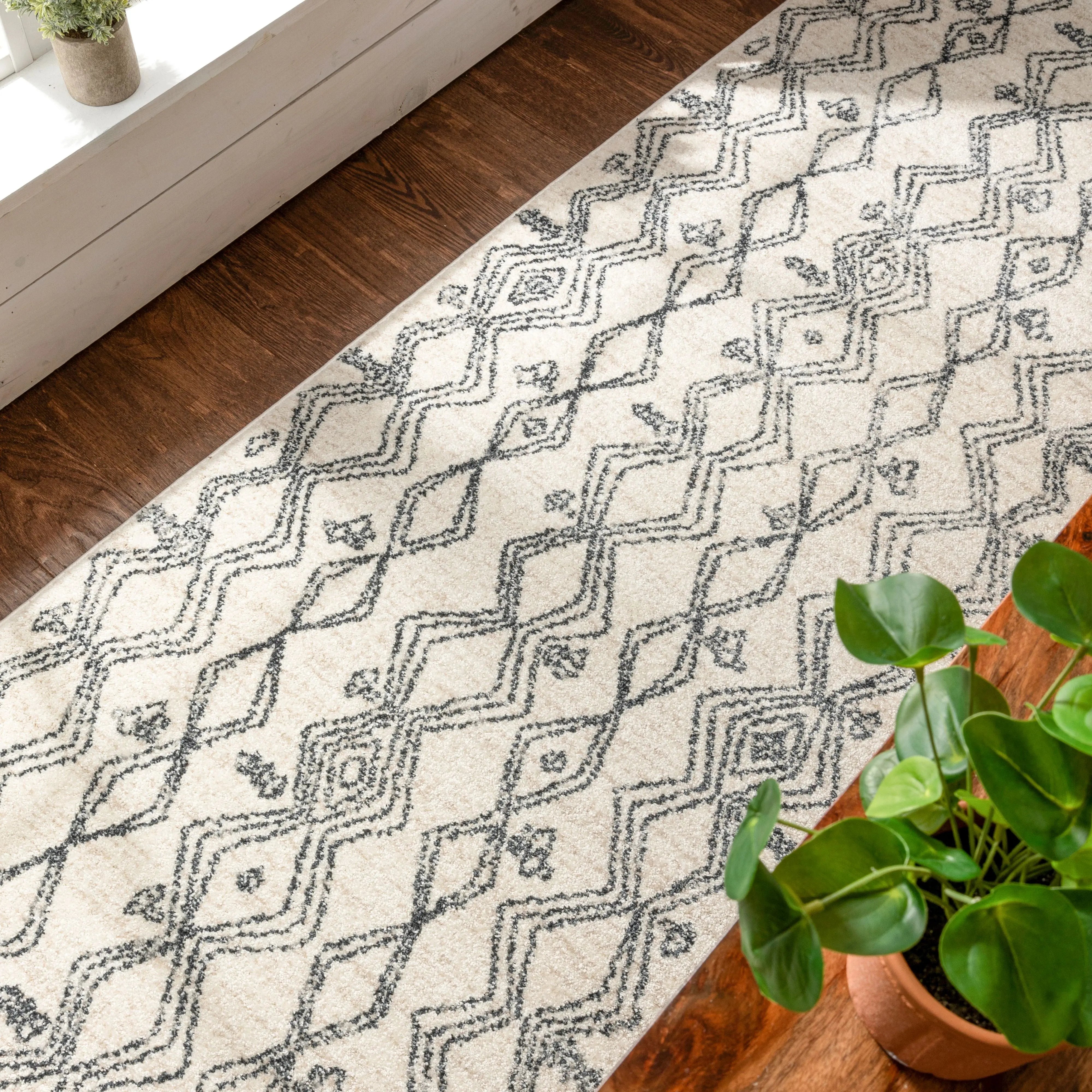 Darcy Modern Farmhouse Tribal Pattern Ivory Rug
