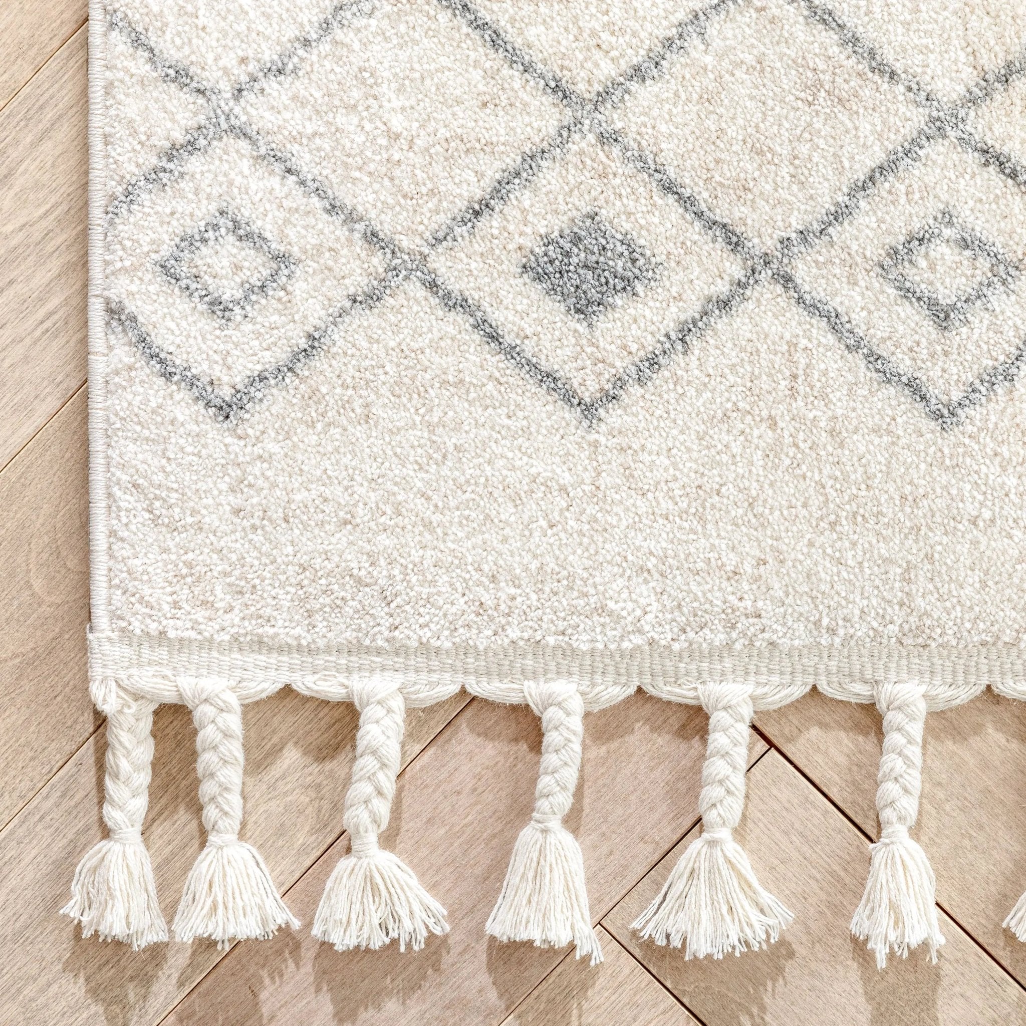 Transistora Nordic Tribal Trellis Pattern Ivory Grey Rug Well Woven