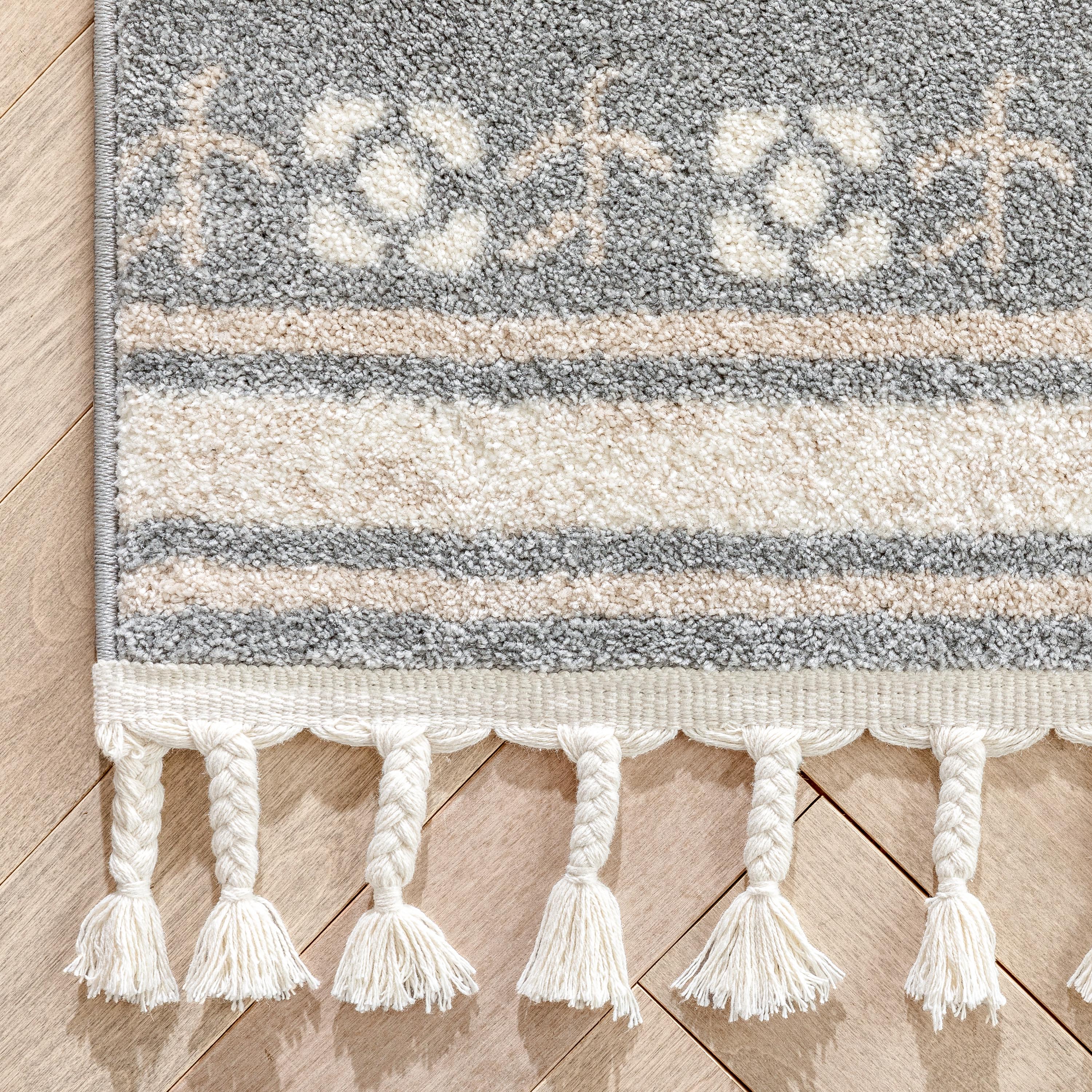 Capa Nordic Tribal Grey Rug