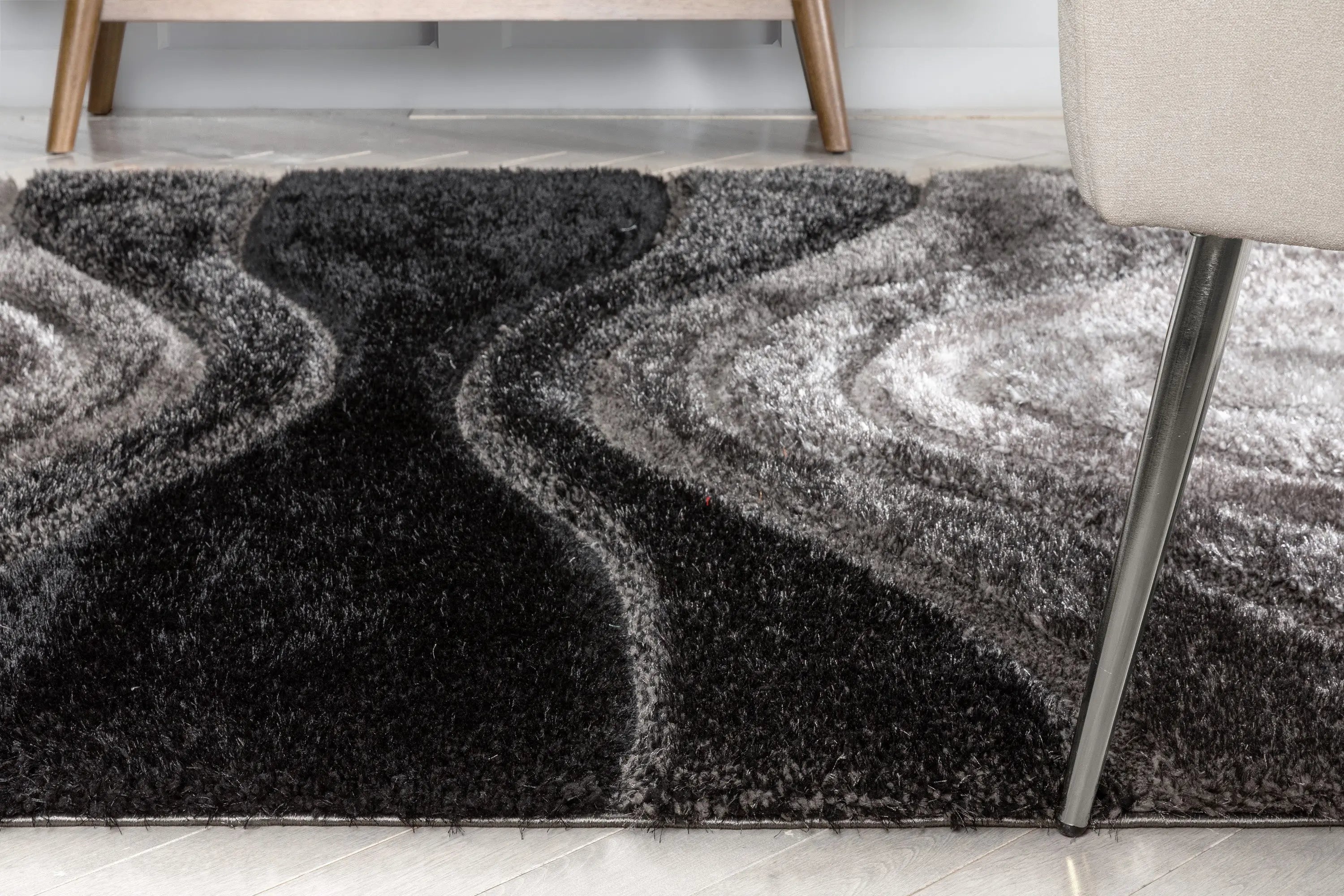 Luz Modern Geometric Black 3D Textured Thick & Soft Shag Rug Well Woven