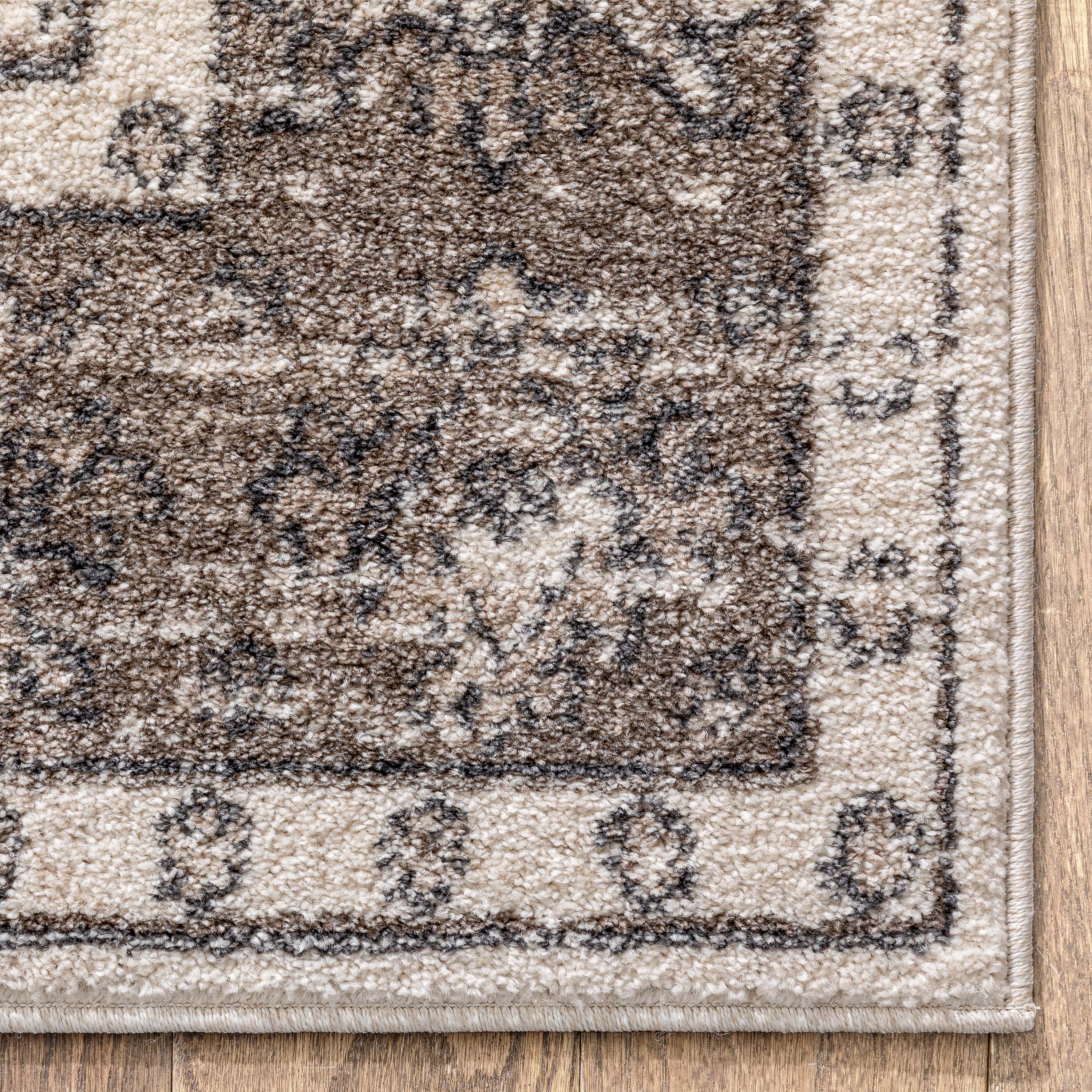 Savona Persian Floral Medallion Brown Rug