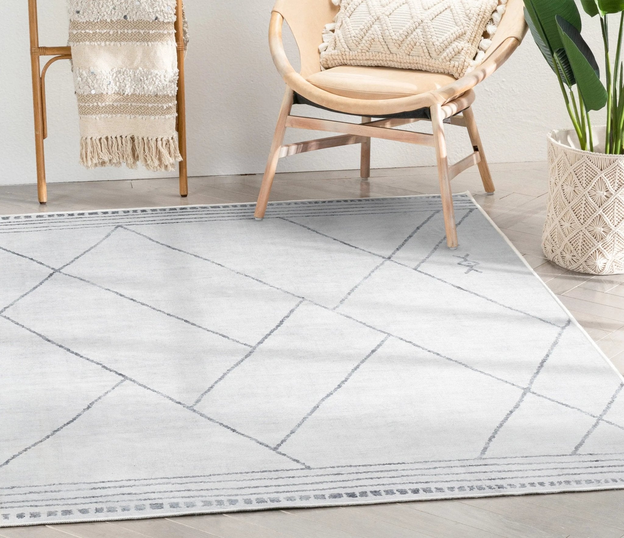 Bryn Moroccan Lattice Trellis Ivory Grey Area Flat-Weave Rug Well Woven