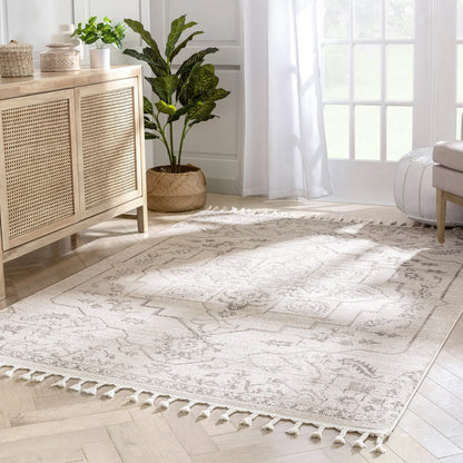 Valentina Oriental Medallion Brown Beige Kilim-Style 5'3" x 7'3" Rug Well Woven
