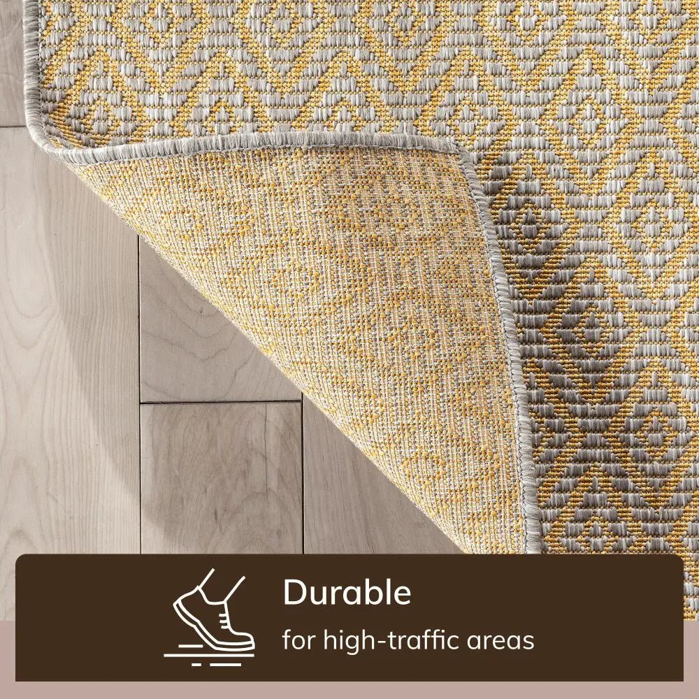 Sienna Modern Solid Pattern Yellow 5'3" x 7'3" Flat-Weave Indoor/Outdoor Rug Well Woven